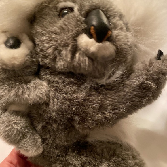 Adorable SKM Brand Mother & Baby Koala Bear Stuffed Animal - Picture 2 of 4